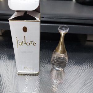 DIOR JADORE Limited Edition Star Ornament Mini Collectable Bottle